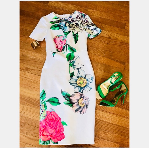 ASOS Dresses & Skirts - { ASOS } Premium Floral Body-Conscious Dress Sz 4